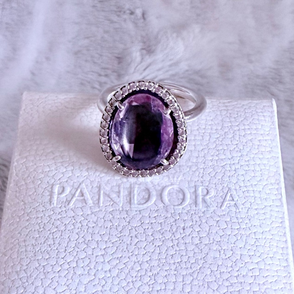 Pandora:Glamorous Legacy Amethyst cubic zirconia ring in sterling silver. Size:5